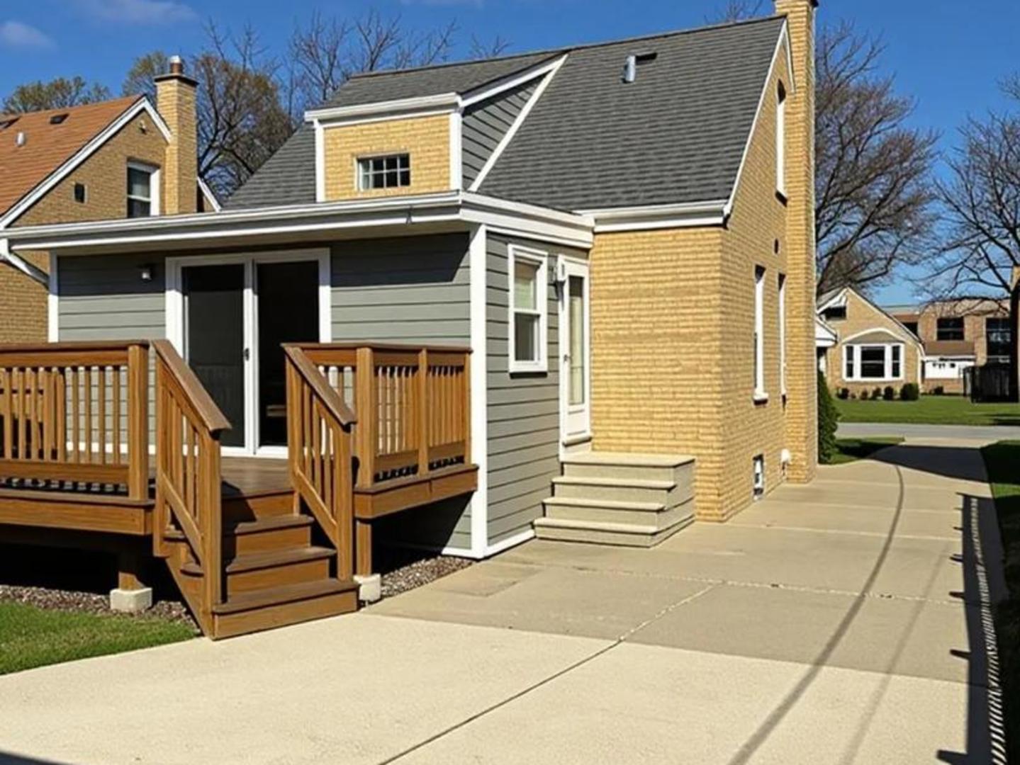 7179 N Mankato Avenue, Chicago, IL