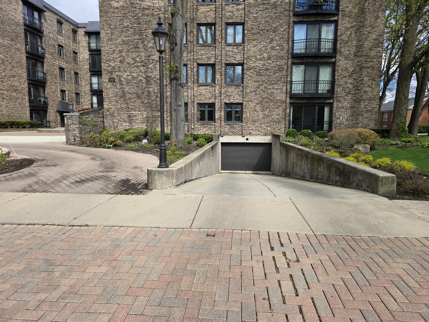 1005 Bonnie Brae Place #5F, River Forest, IL
