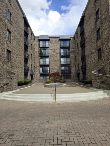 1005 Bonnie Brae Place #5F, River Forest, IL