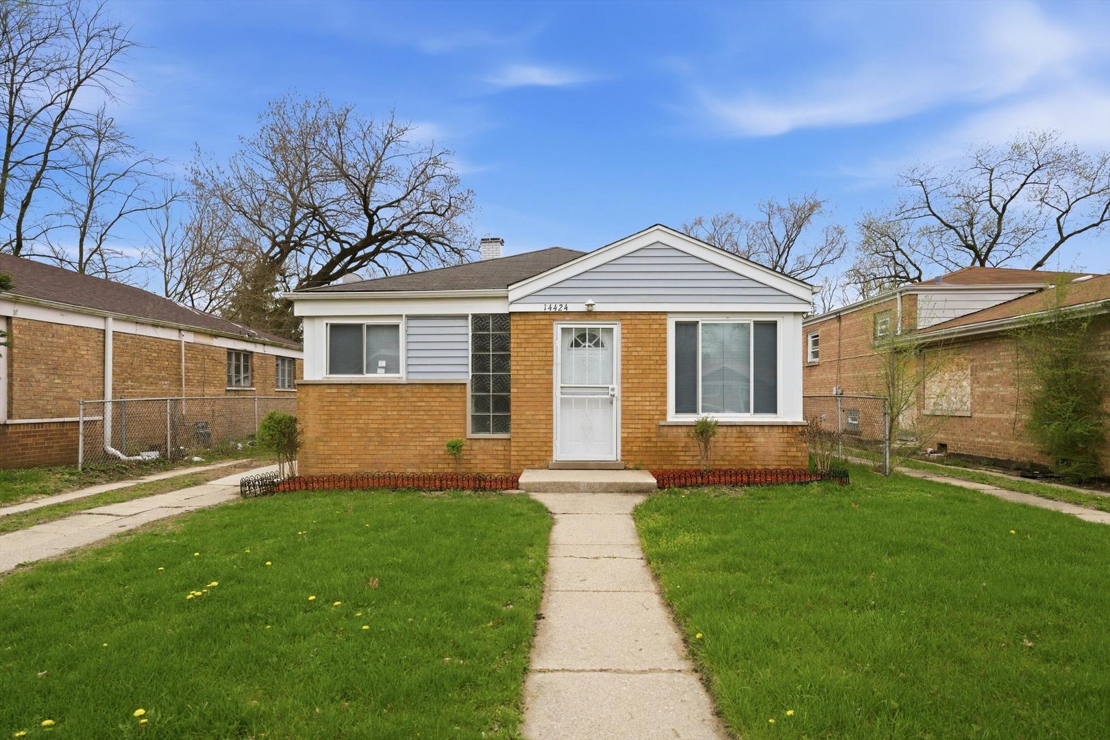 14424 University Avenue, Dolton, IL