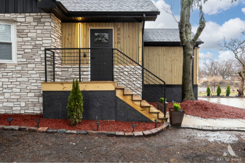 8459 S 85th Court, Hickory Hills, IL