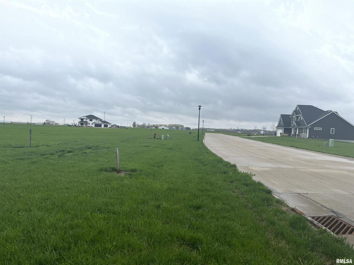819 DARNALL Drive, Geneseo, IL