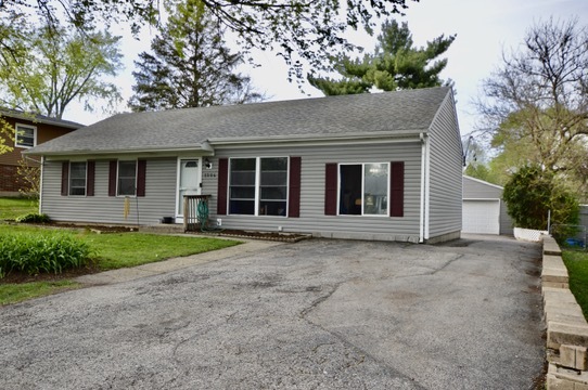 3204 Hunter Path Street, McHenry, IL