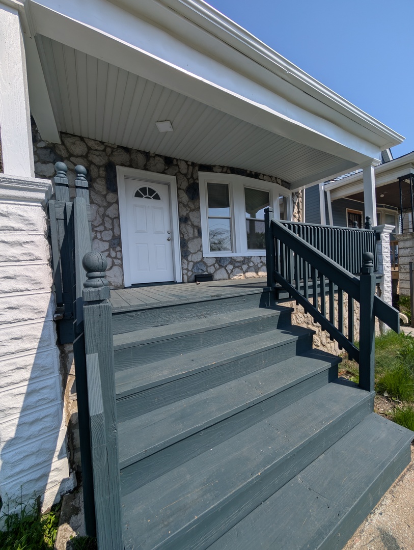 7117 S Wolcott Avenue, Chicago, IL