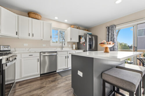 18615 W Sterling Court #18615, Grayslake, IL