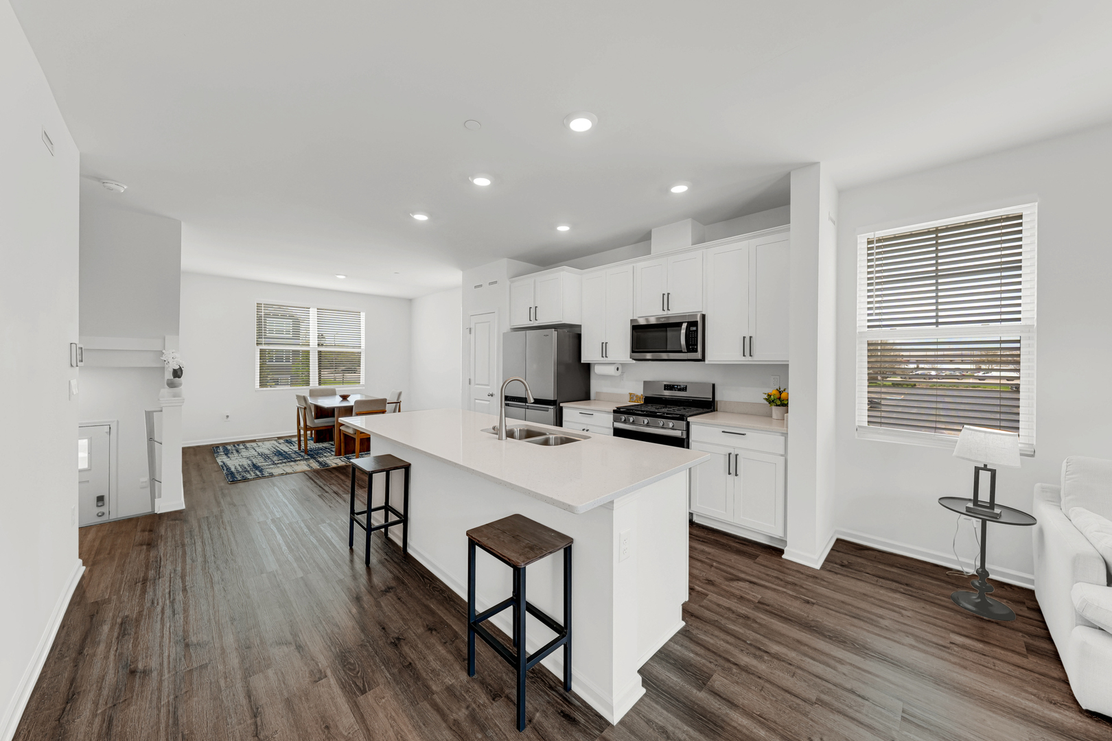2101 Yellowstone Boulevard, Mundelein, IL