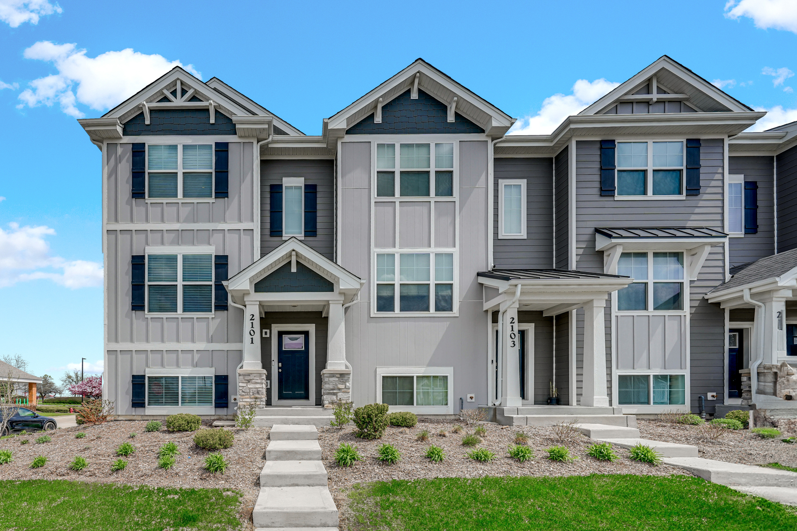2101 Yellowstone Boulevard, Mundelein, IL