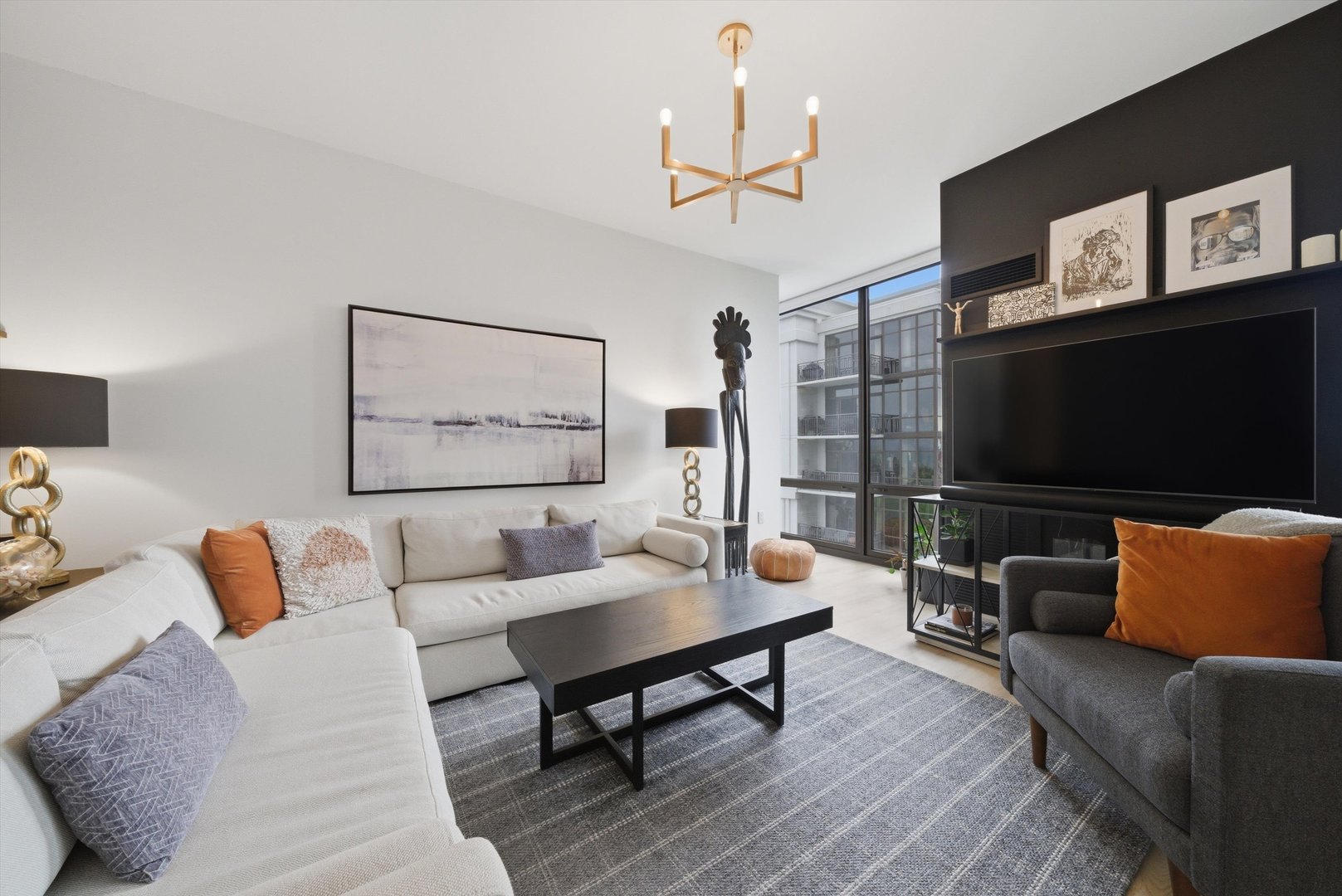 233 E 13th Street #1810, Chicago, IL