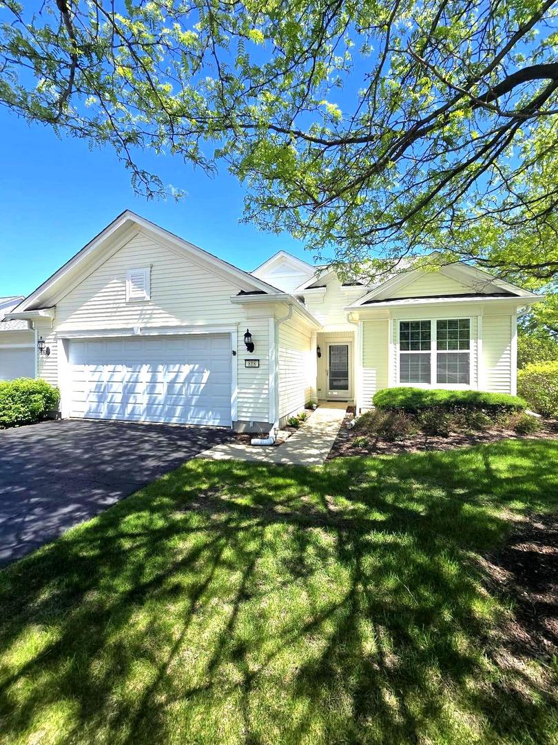 818 Woodland Drive, Shorewood, IL