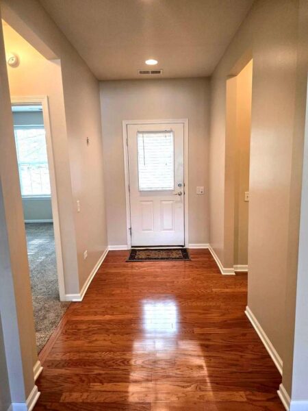 818 Woodland Drive, Shorewood, IL