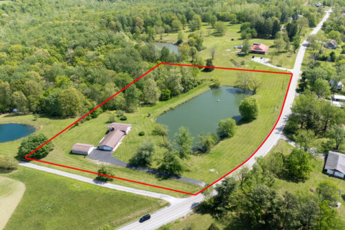 1040 Skyline Drive, Cobden, IL