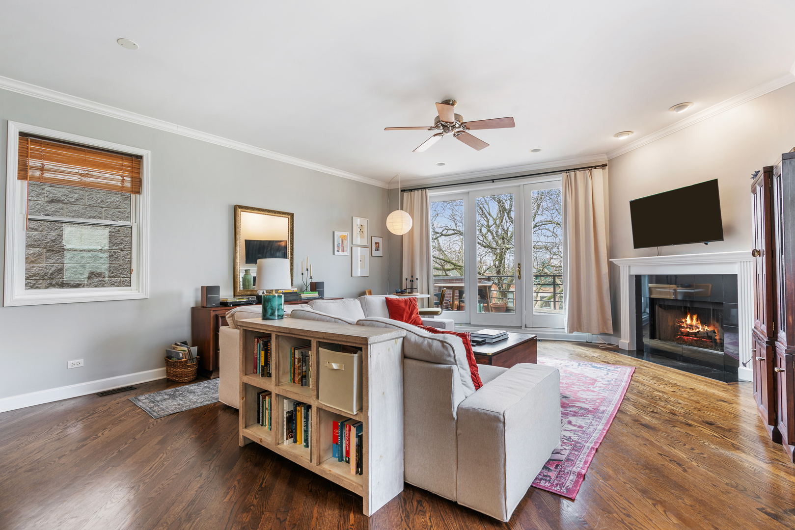 1043 N Winchester Avenue #3, Chicago, IL