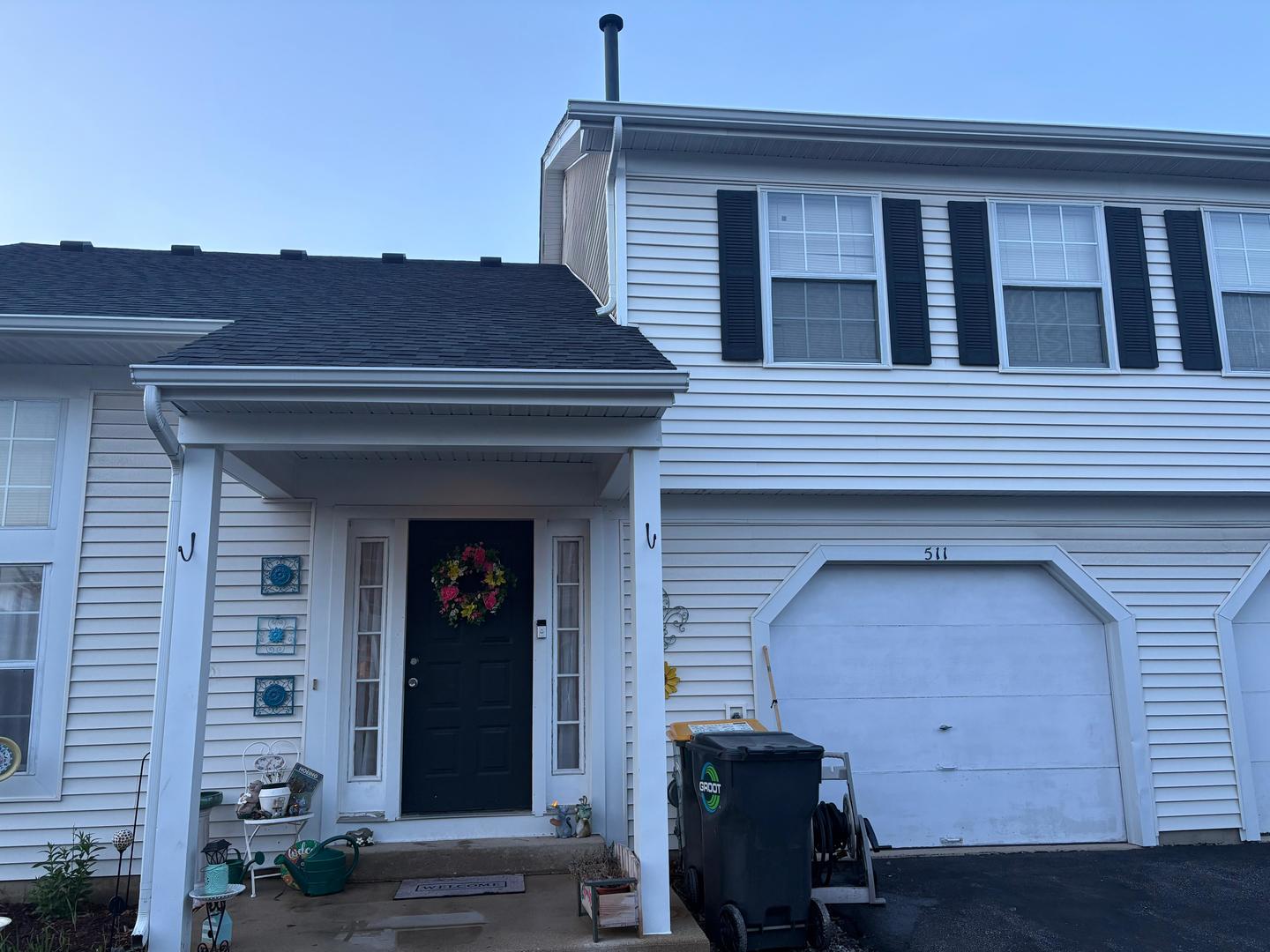 511 East Avenue #511, Streamwood, IL