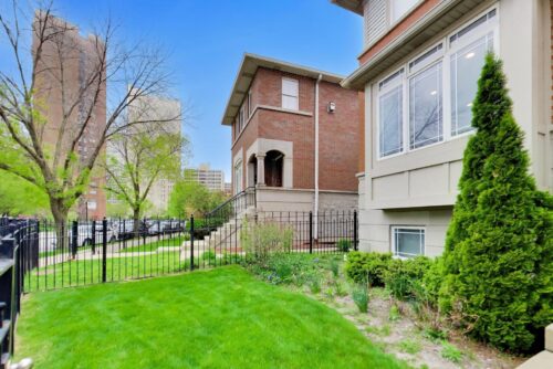 4856 S Cornell Avenue, Chicago, IL