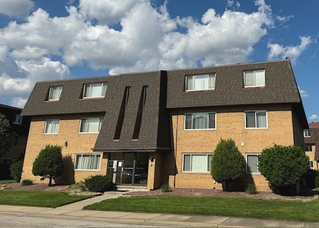 10437 Natoma Avenue #4, Chicago Ridge, IL
