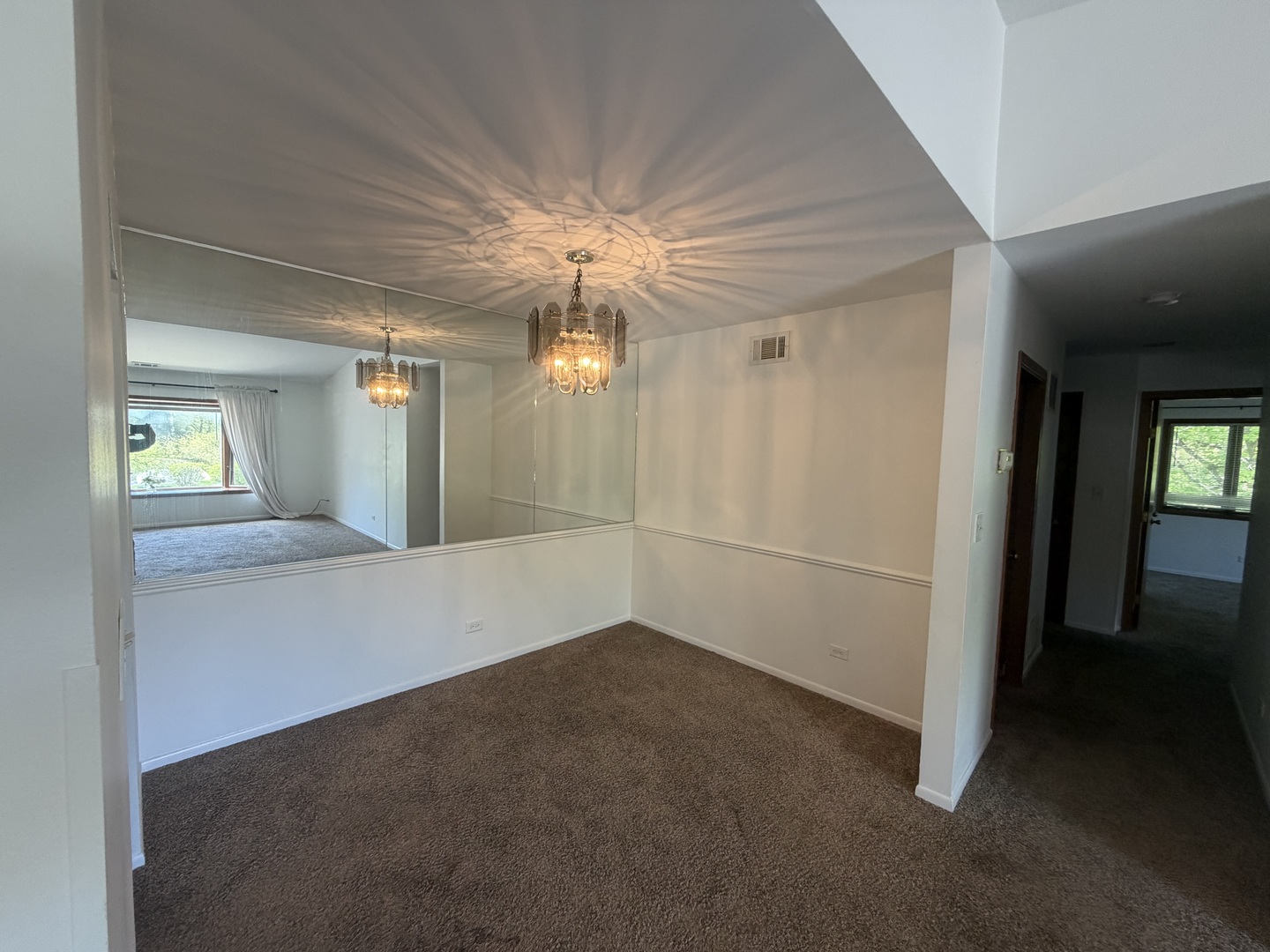 1501 N Milwaukee Avenue #6A, Libertyville, IL