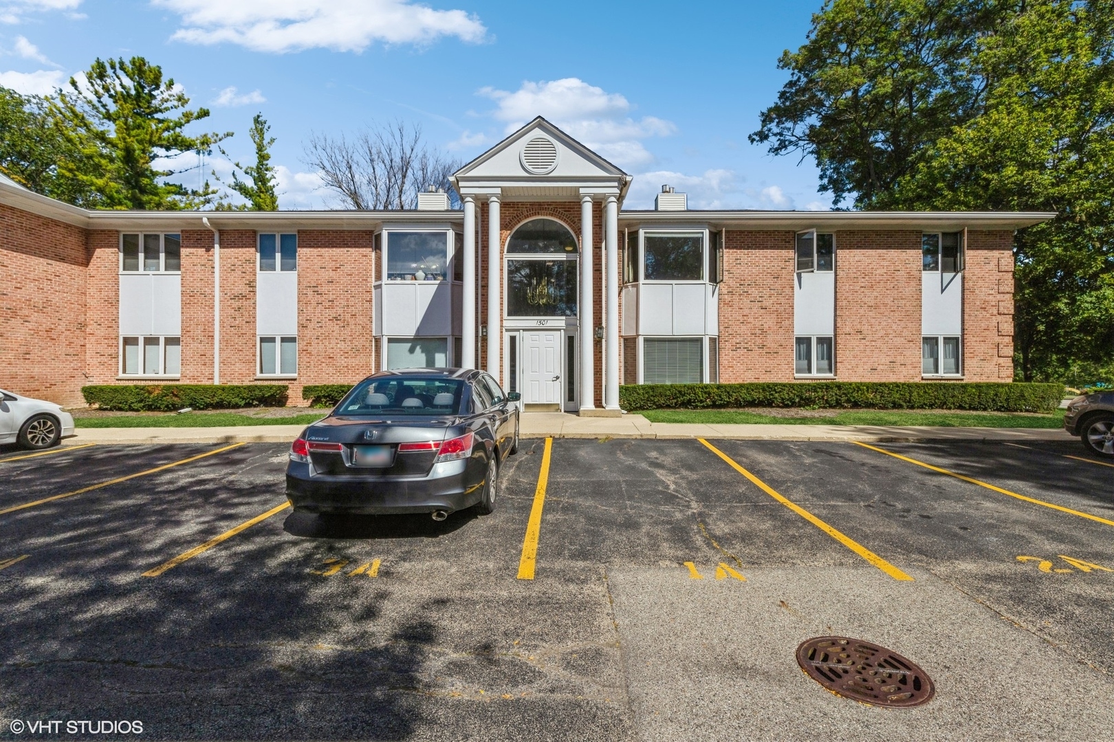 1501 N Milwaukee Avenue #6A, Libertyville, IL