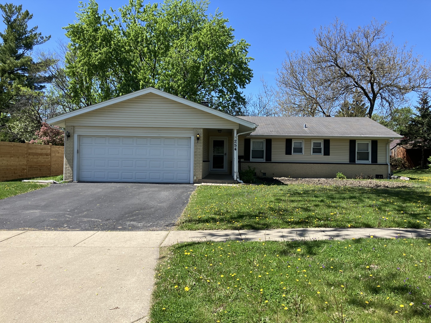 254 PLACID Way, Elk Grove Village, IL