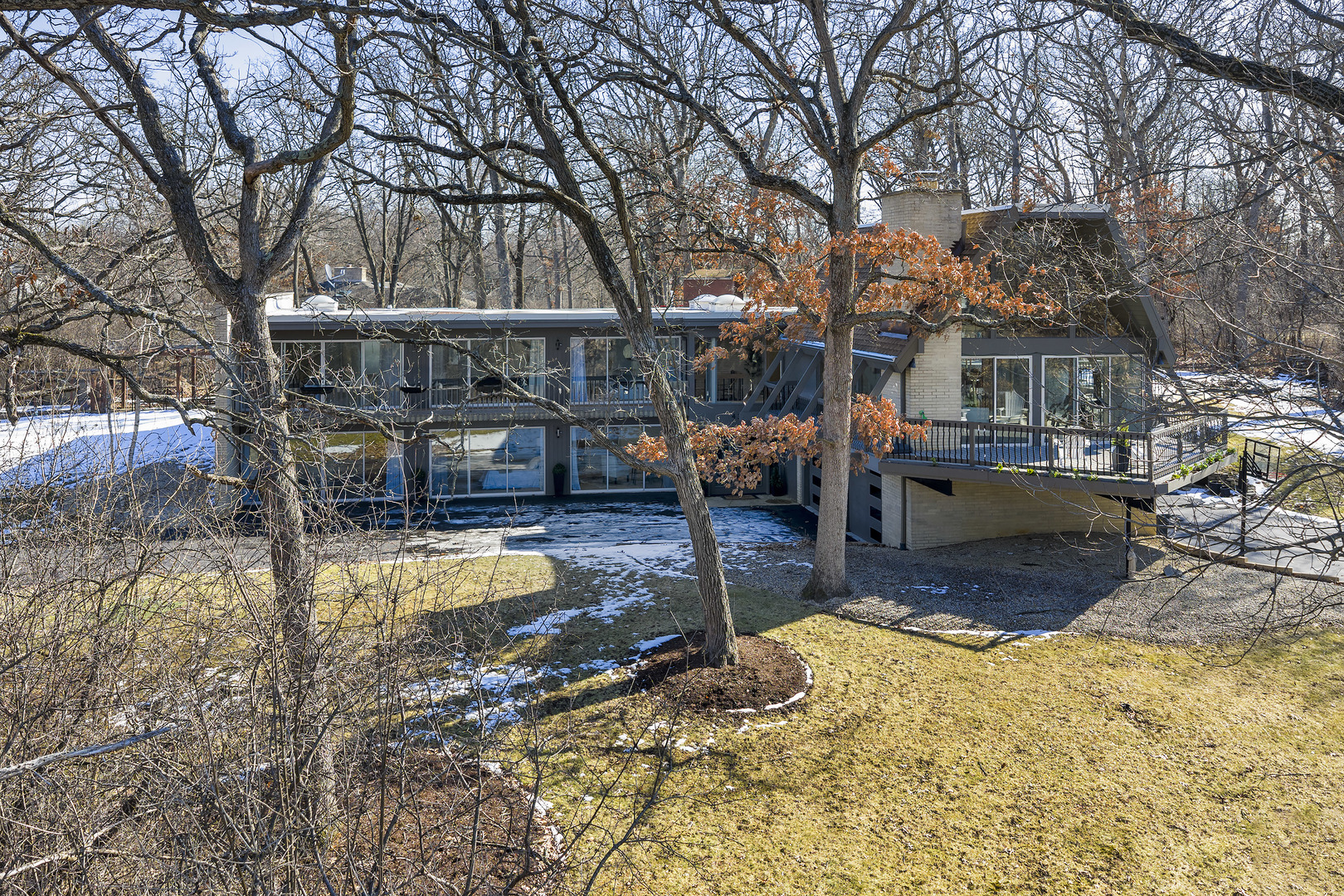 431 Maplewood Drive, Barrington, IL