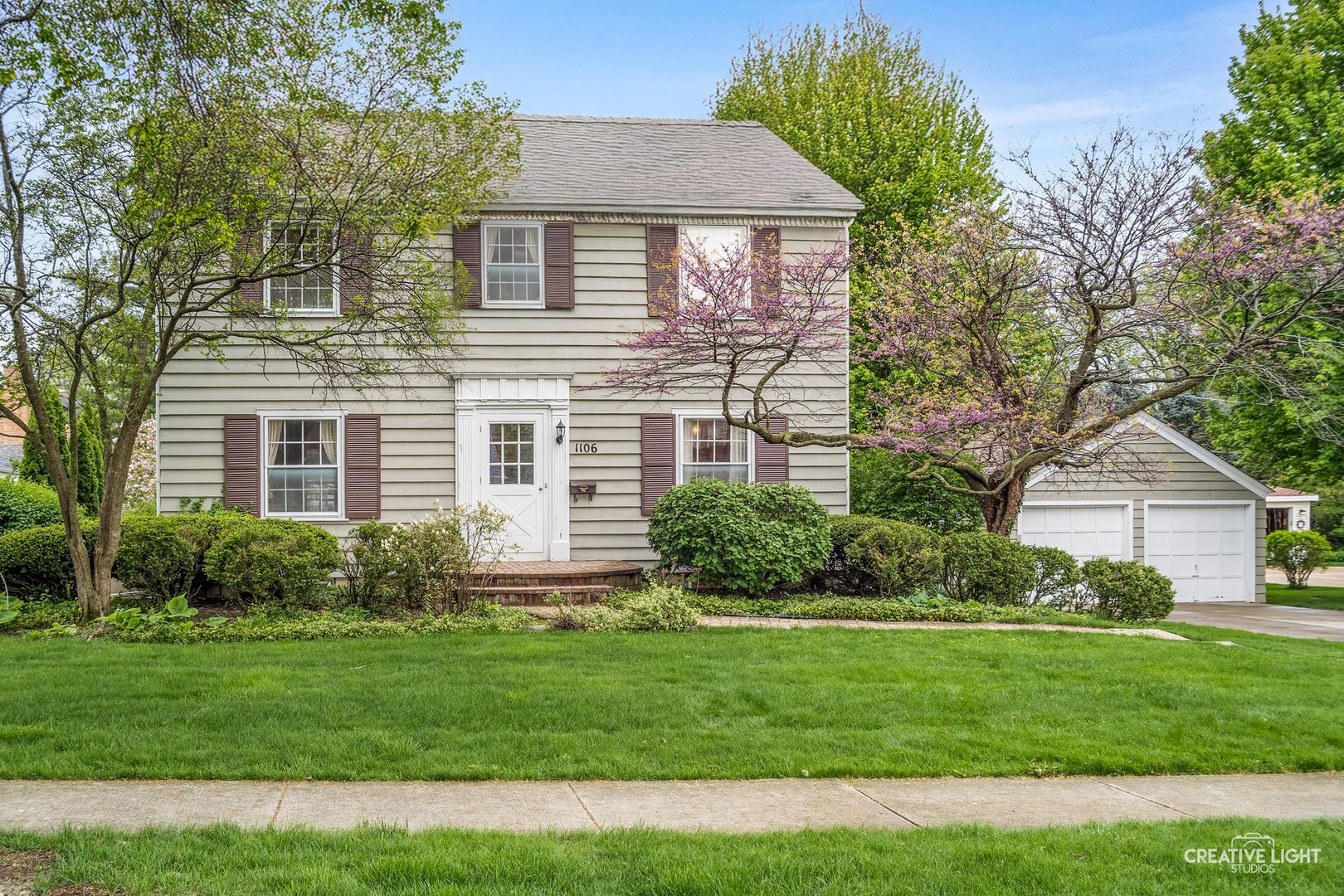 1106 N Washington Street, Wheaton, IL