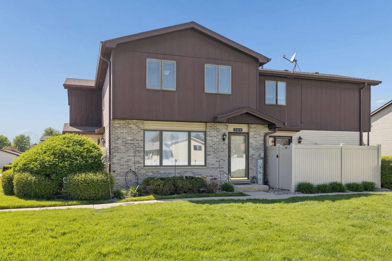 740 Brockwood Road, New Lenox, IL