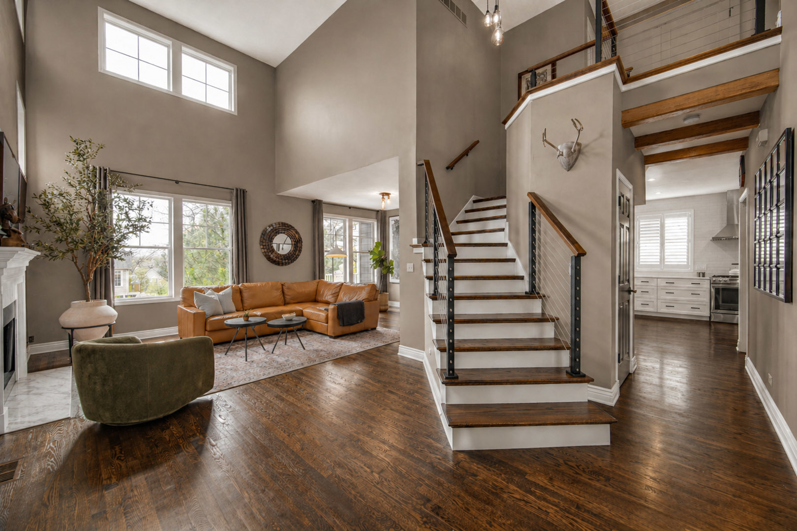 807 Viewpointe Drive, St. Charles, IL