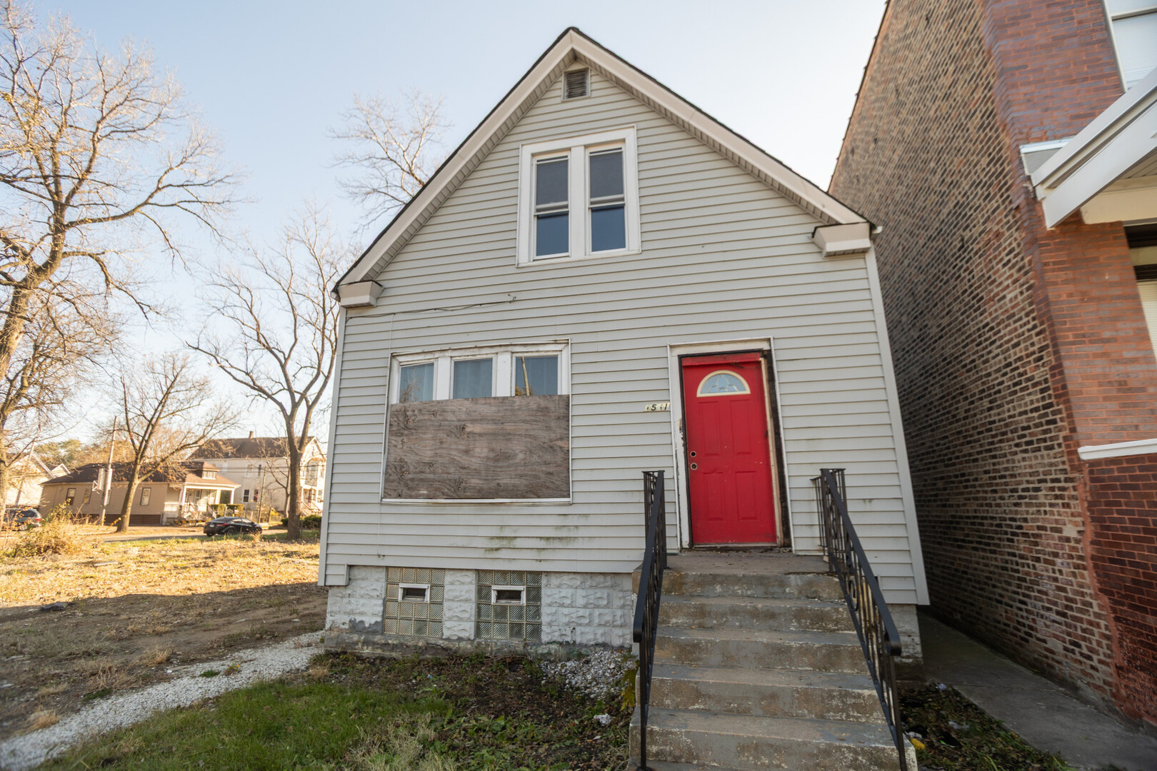 1541 W Marquette Road, Chicago, IL
