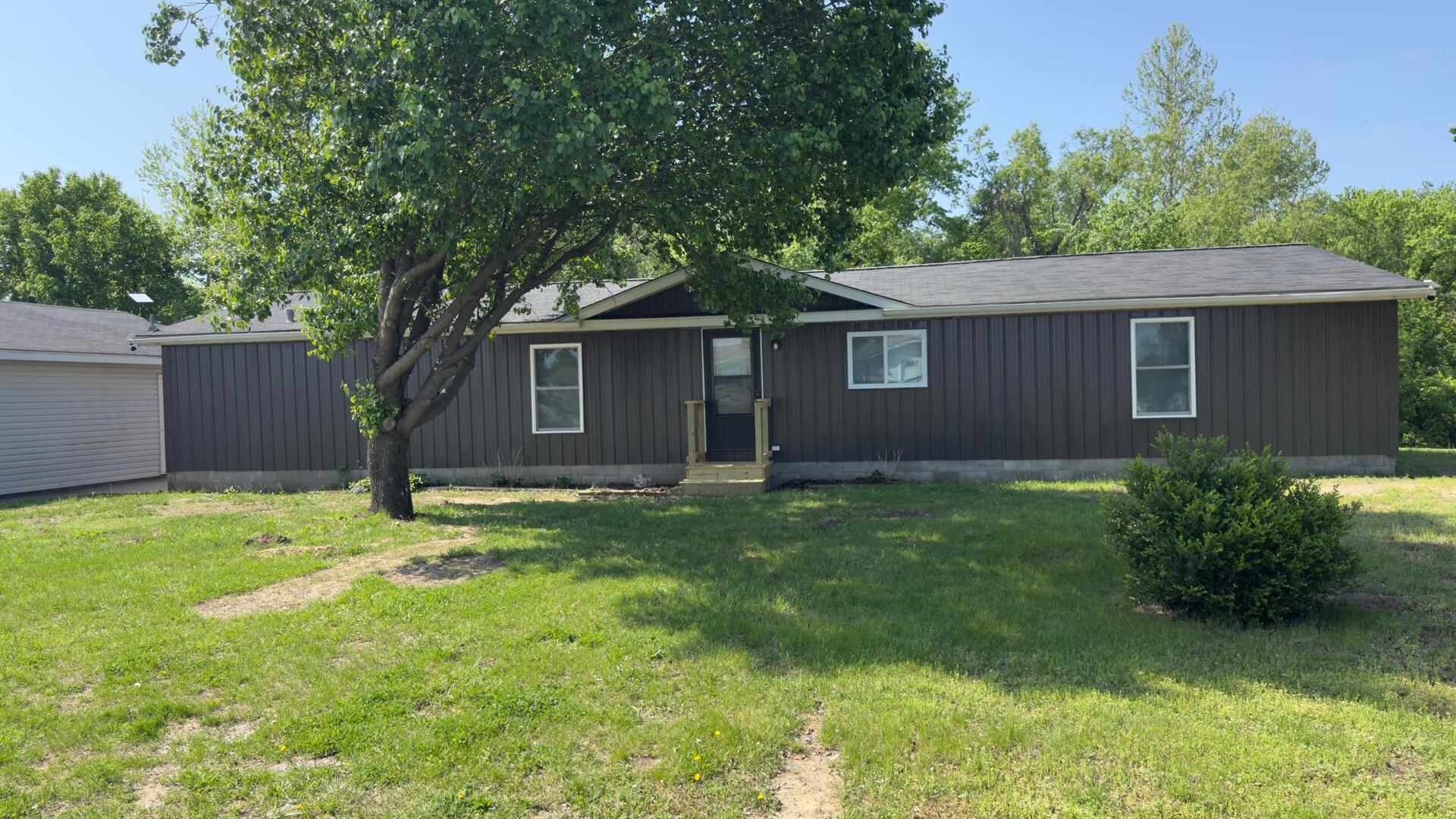 11744 Hafer Road, Carterville, IL