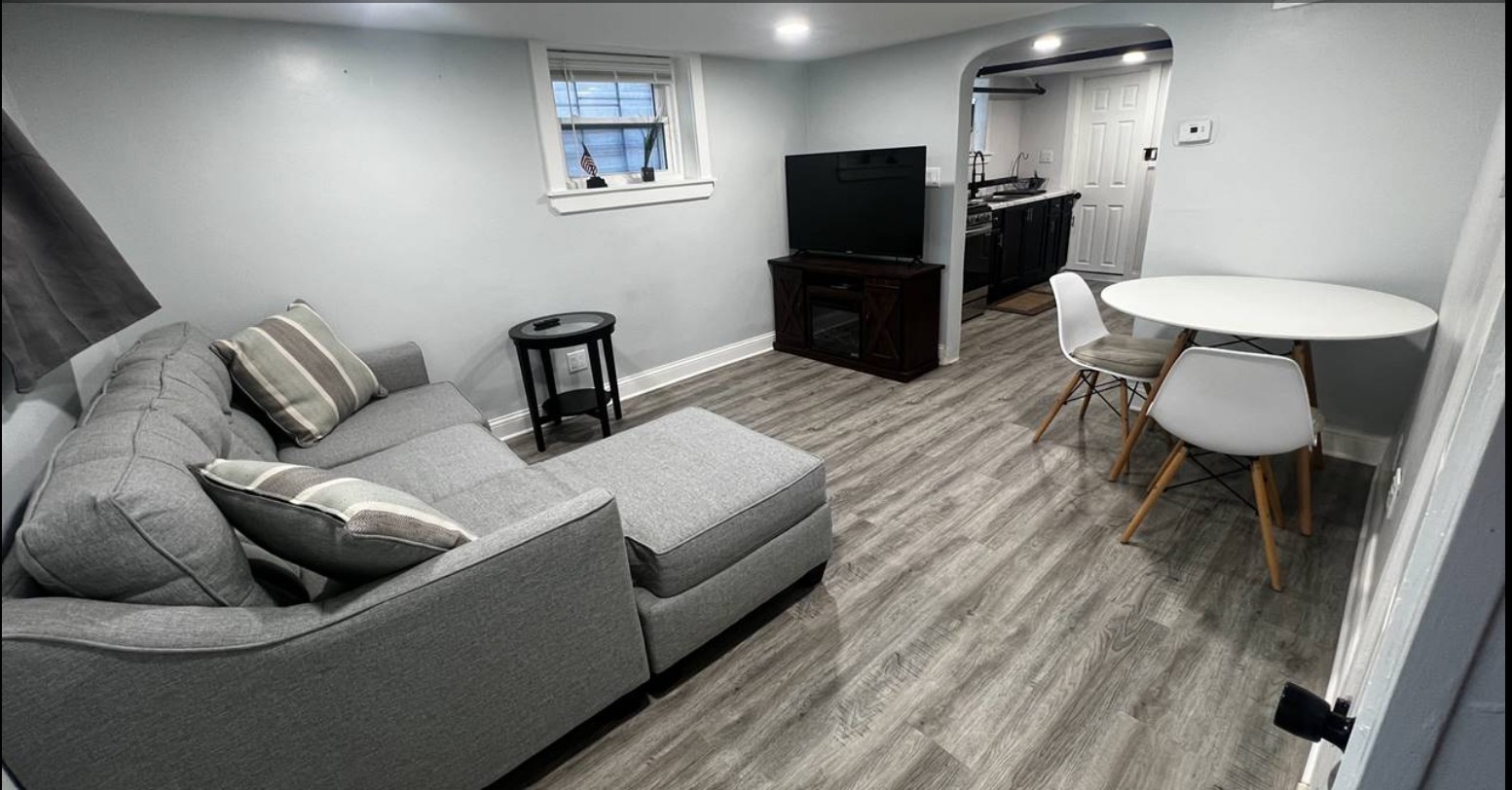 2424 W Charleston Street #G, Chicago, IL