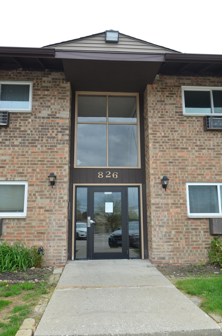 826 E Old Willow Road #206, Prospect Heights, IL