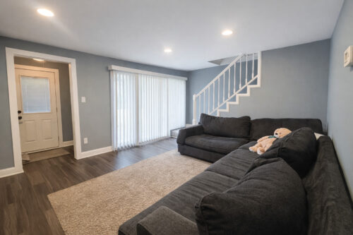 6509 W 83rd Street, Burbank, IL