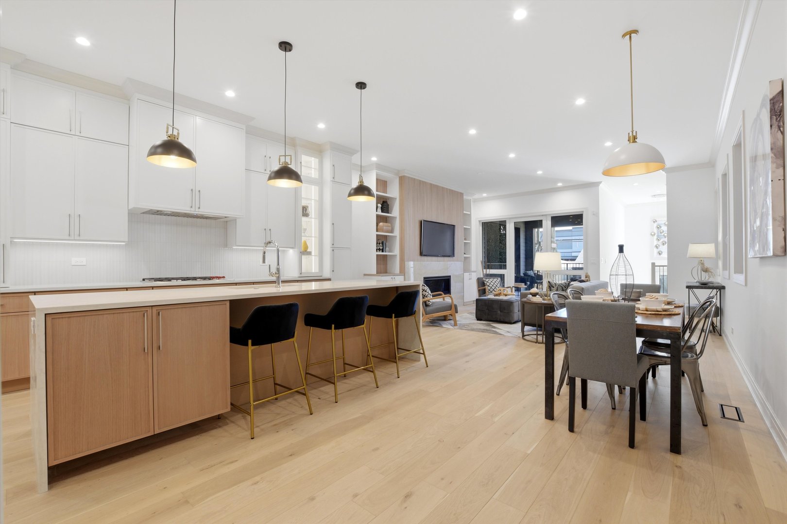 4844 N Hermitage Avenue, Chicago, IL
