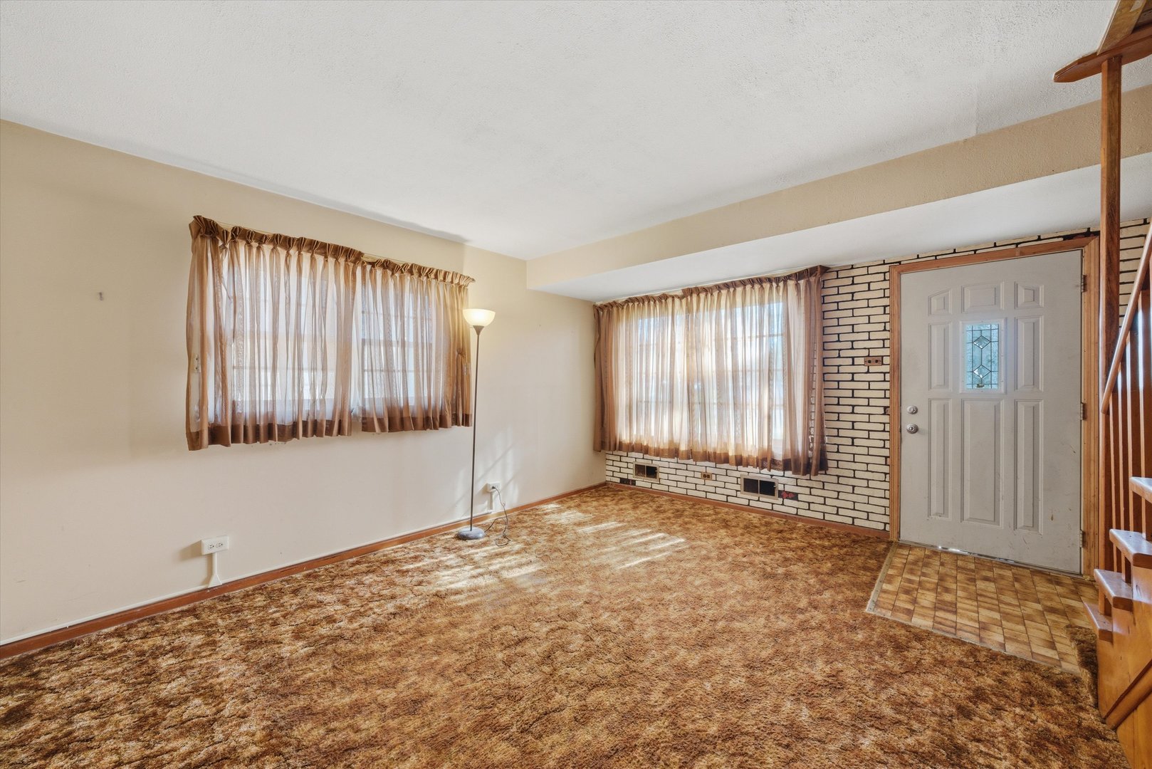 8204 Austin Avenue, Burbank, IL
