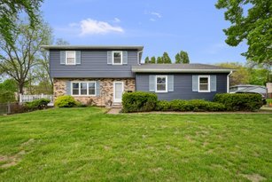 3876 18th Street, Bettendorf, IA
