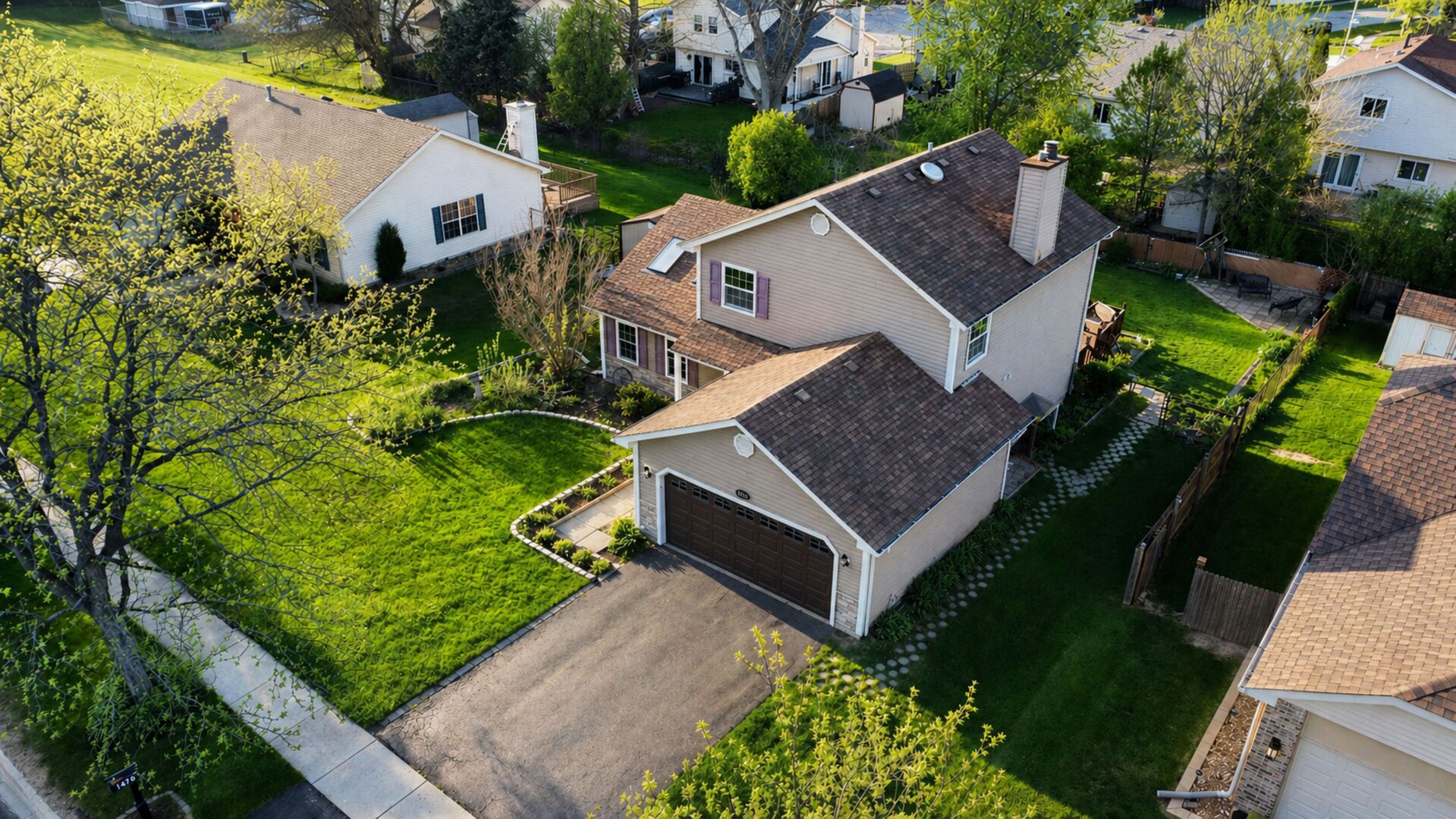 1112 Pheasant Trail, Carol Stream, IL