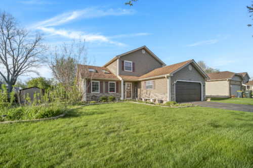 1112 Pheasant Trail, Carol Stream, IL