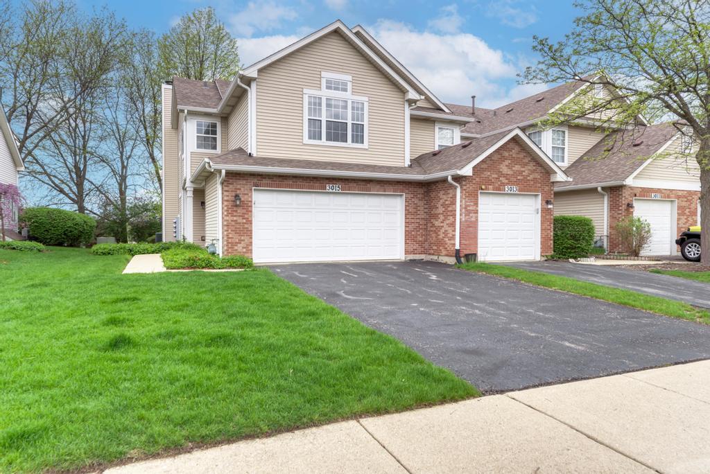 3015 Kentshire Circle #3015, Naperville, IL