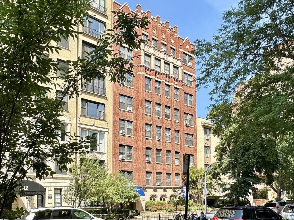 434 W Wellington Avenue #503, Chicago, IL