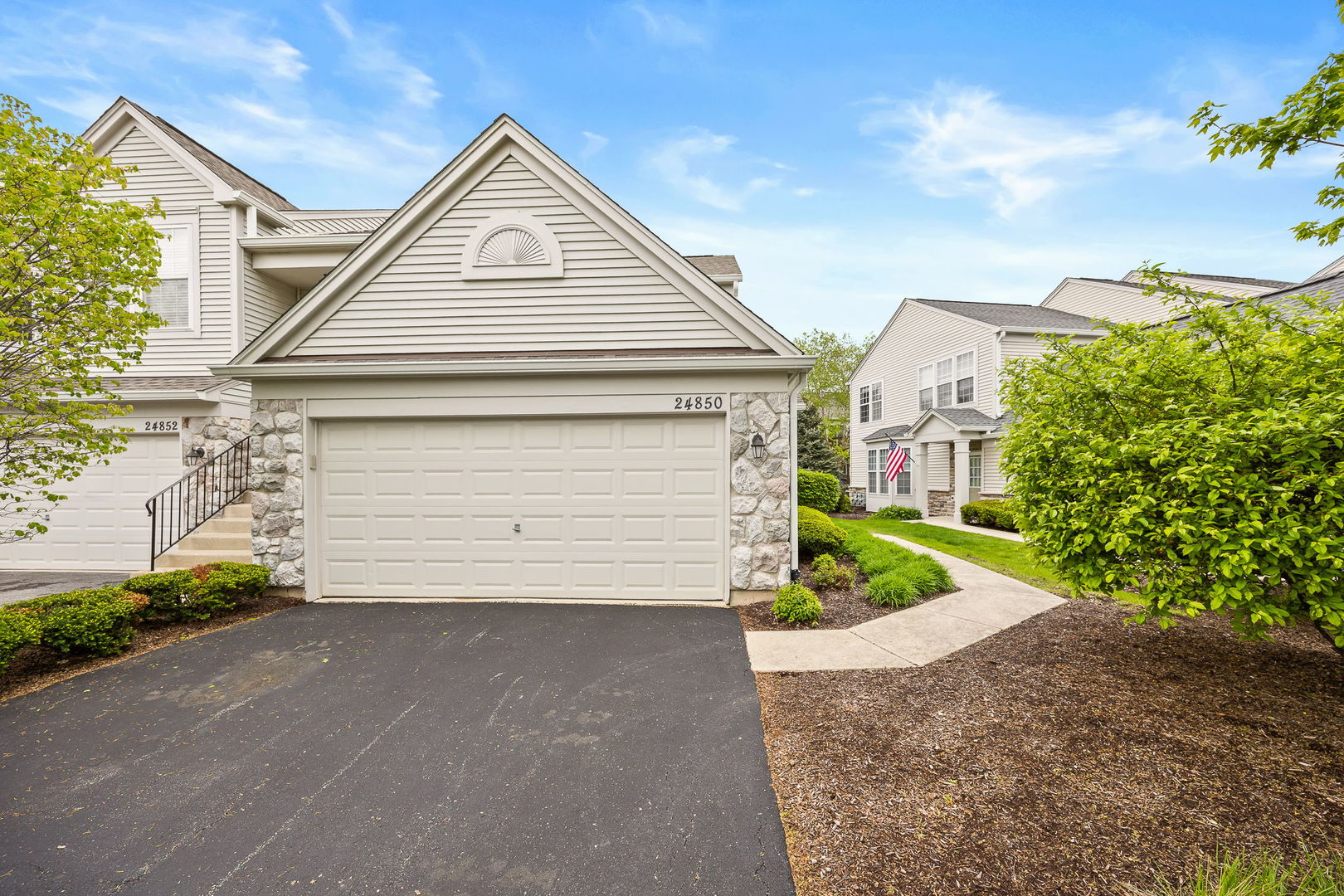 24850 W Franklin Lane, Plainfield, IL