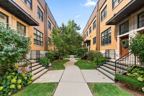 2060 N Stave Street #3, Chicago, IL