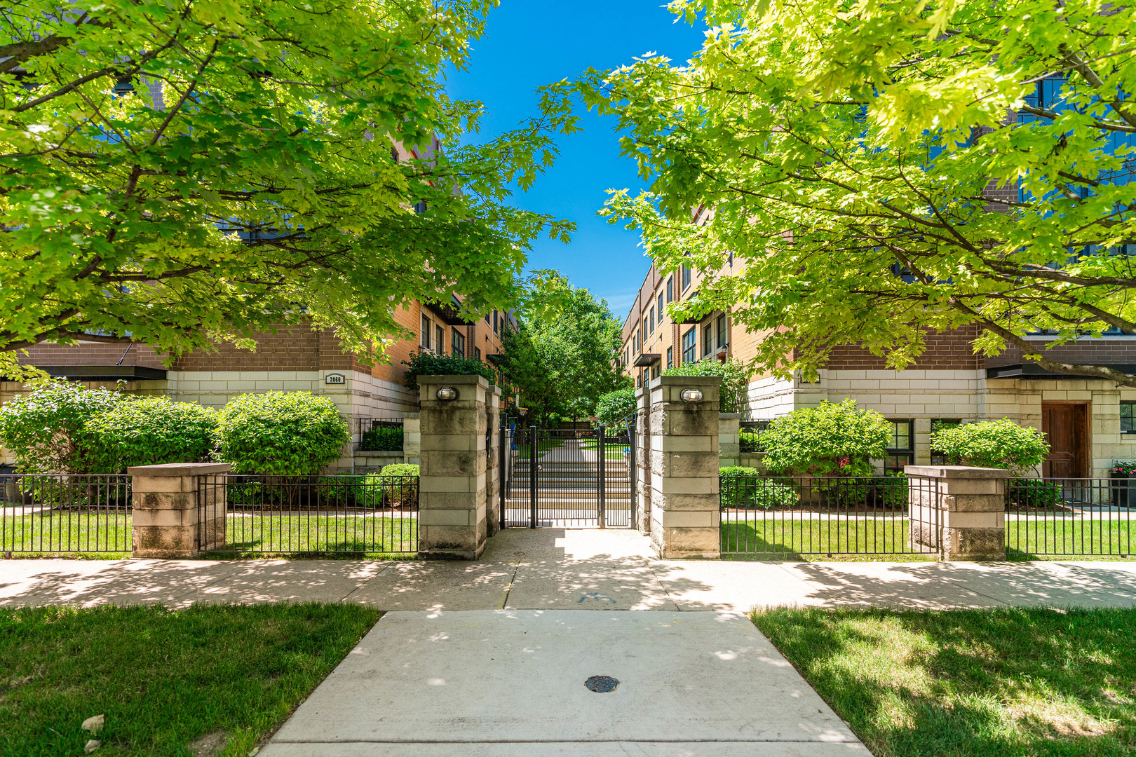 2060 N Stave Street #3, Chicago, IL