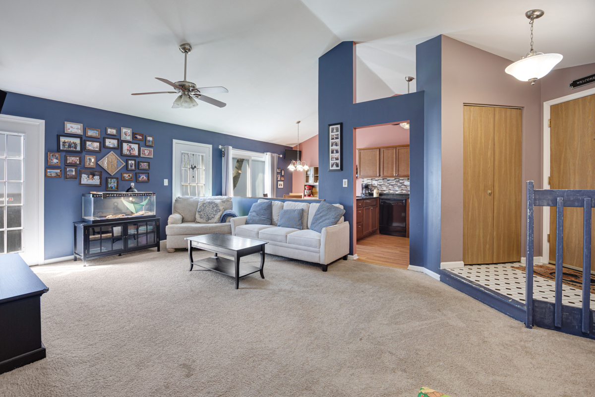 1214 Ballantrae Place #C, Mundelein, IL