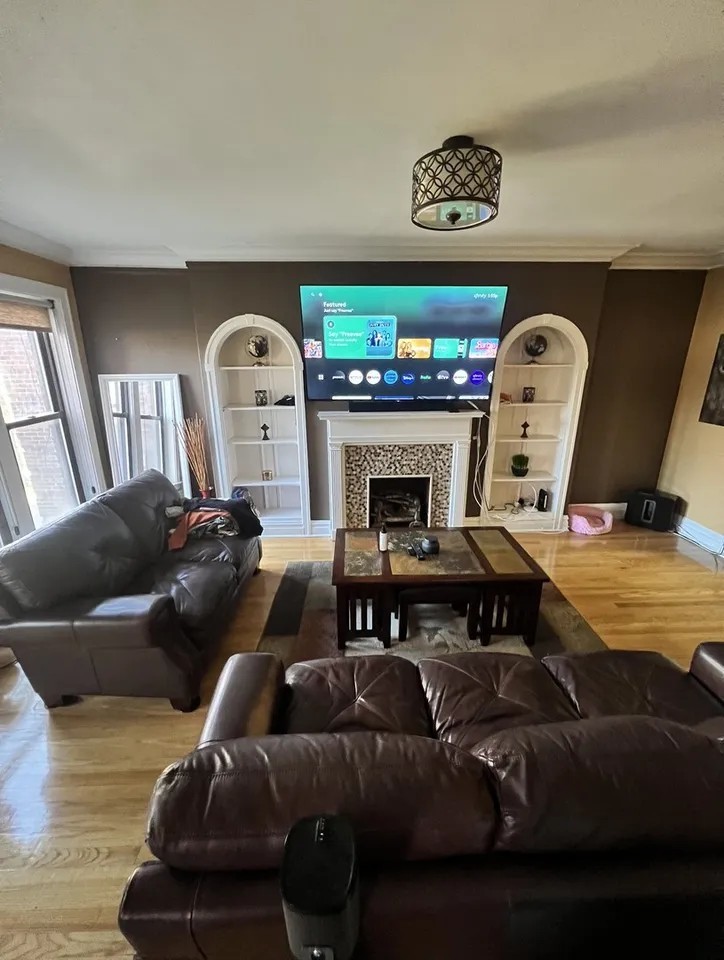 6830 S Paxton Avenue #3A, Chicago, IL