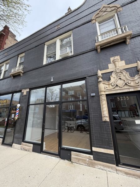 5237 N Damen Avenue, Chicago, IL