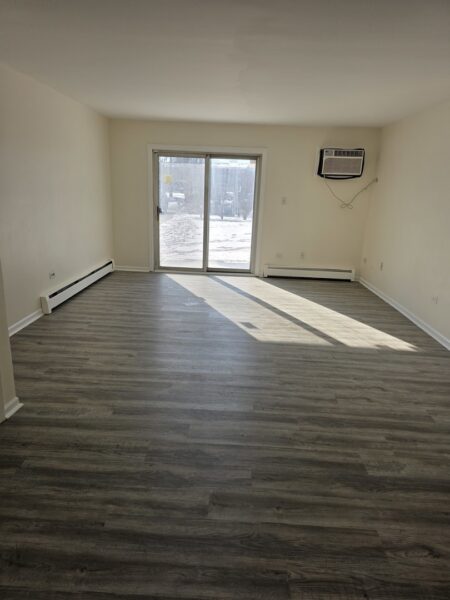 161 W Elk Trail #162, Carol Stream, IL