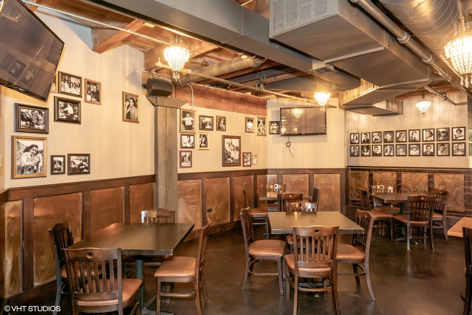 434 W Ontario Street #restaurant, Chicago, IL