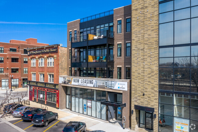 4555 N Ravenswood Avenue #403, Chicago, IL