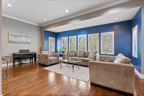5101 N AVERS Avenue, Chicago, IL