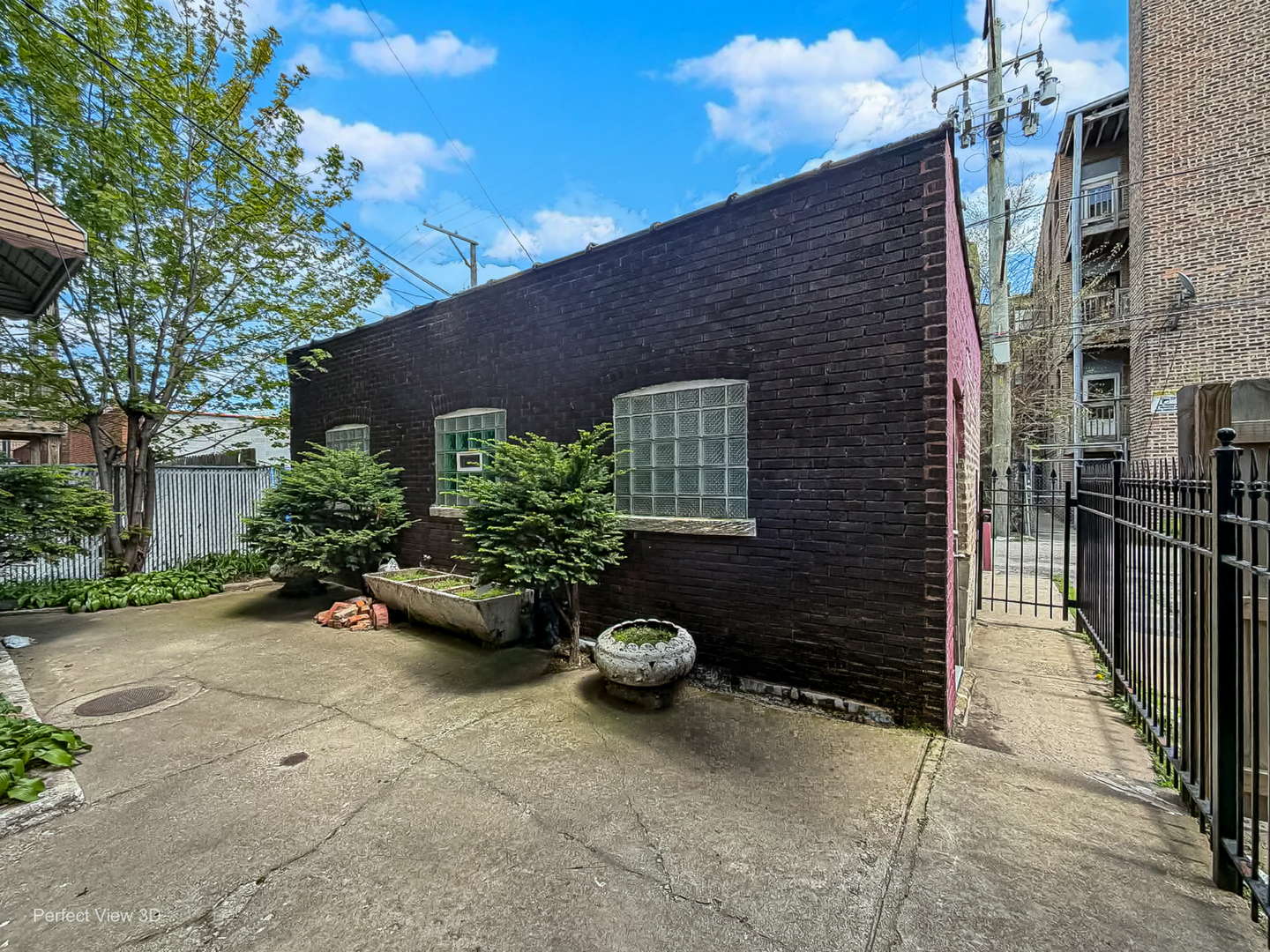 7829 S Cornell Avenue, Chicago, IL