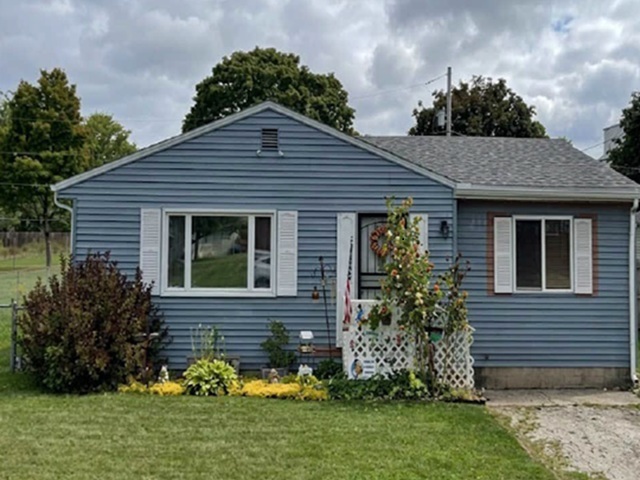 208 S Munroe Street, Bondville, IL